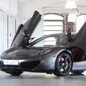 Image - Super car, super engine: McLaren MP4-12C