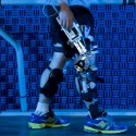 Image - U.S. Army tests Yale spring-loaded knee brace