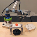 Image - New Concepts: <br>VERSABALL 'jamming' gripper in action at IMTS
