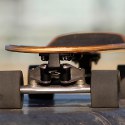 Image - Skateboard features new truck design