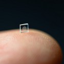 Image - Researchers shrink camera to the size of a salt grain